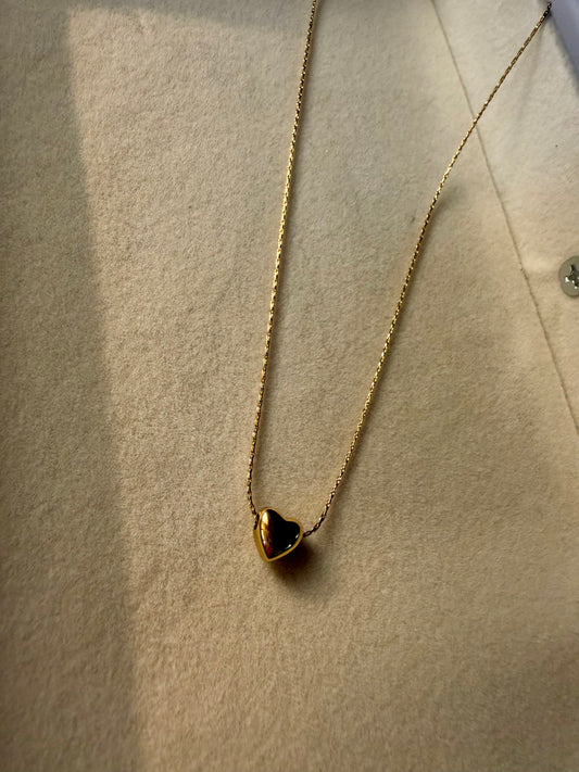 Amora Pendant
